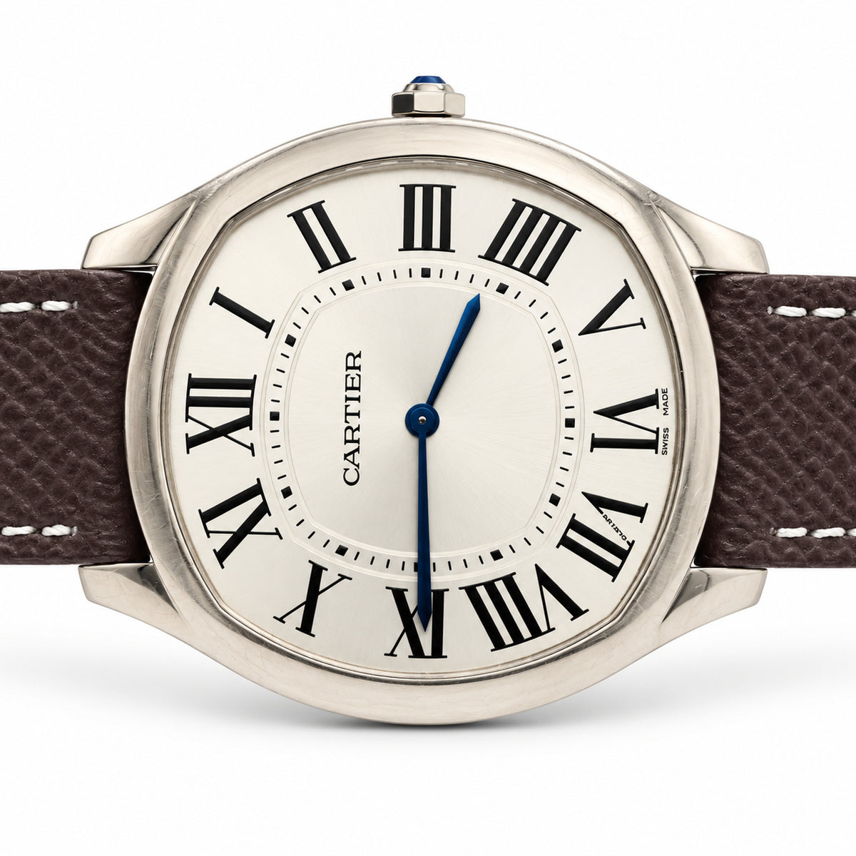Cartier Drive de Cartier Ref. 3968 18K White Gold dial close-up